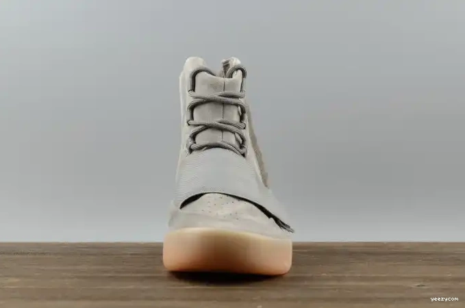ADIDAS GREY YEEZY DARK LIGHT GLOW BOOST BB1840 GUM 750 0623